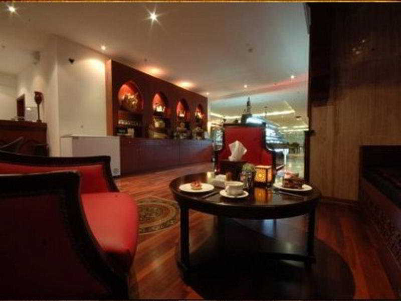מלון מכה Al Shohada By Palm Rich Makkah מראה חיצוני תמונה The interior of the restaurant